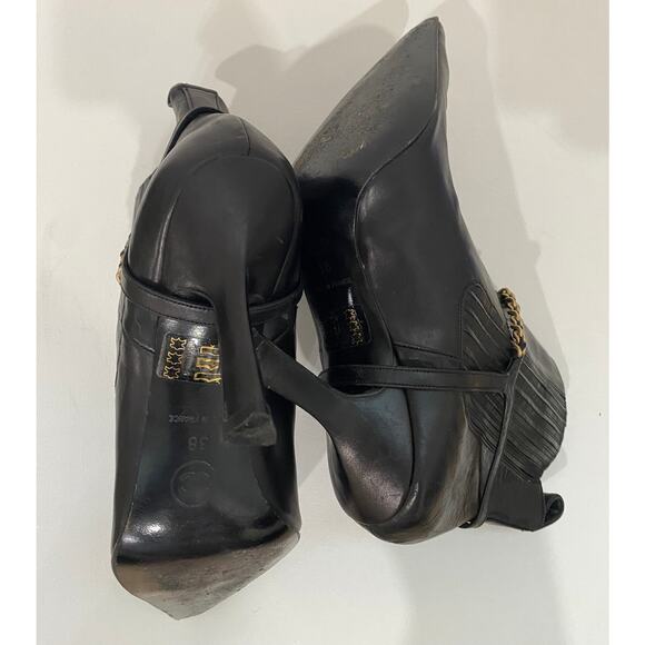 Vintage 90's Chanel Black Leather Pointed Toe Boots - Picture 7 of 7